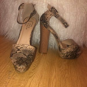 Shu Shop snake skin block heels size 6.5